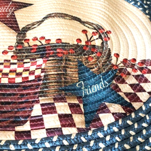 NWT Collections Etc Braided Accent Rug- Family, Faith, Friends 19" x 30" Inches - Picture 6 of 17